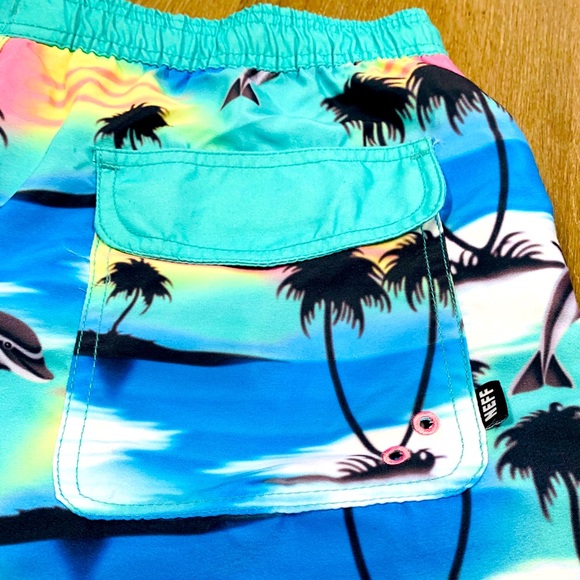 Neff Mens Swim/ Casual Shorts Size M Waist-32 - Picture 5 of 8